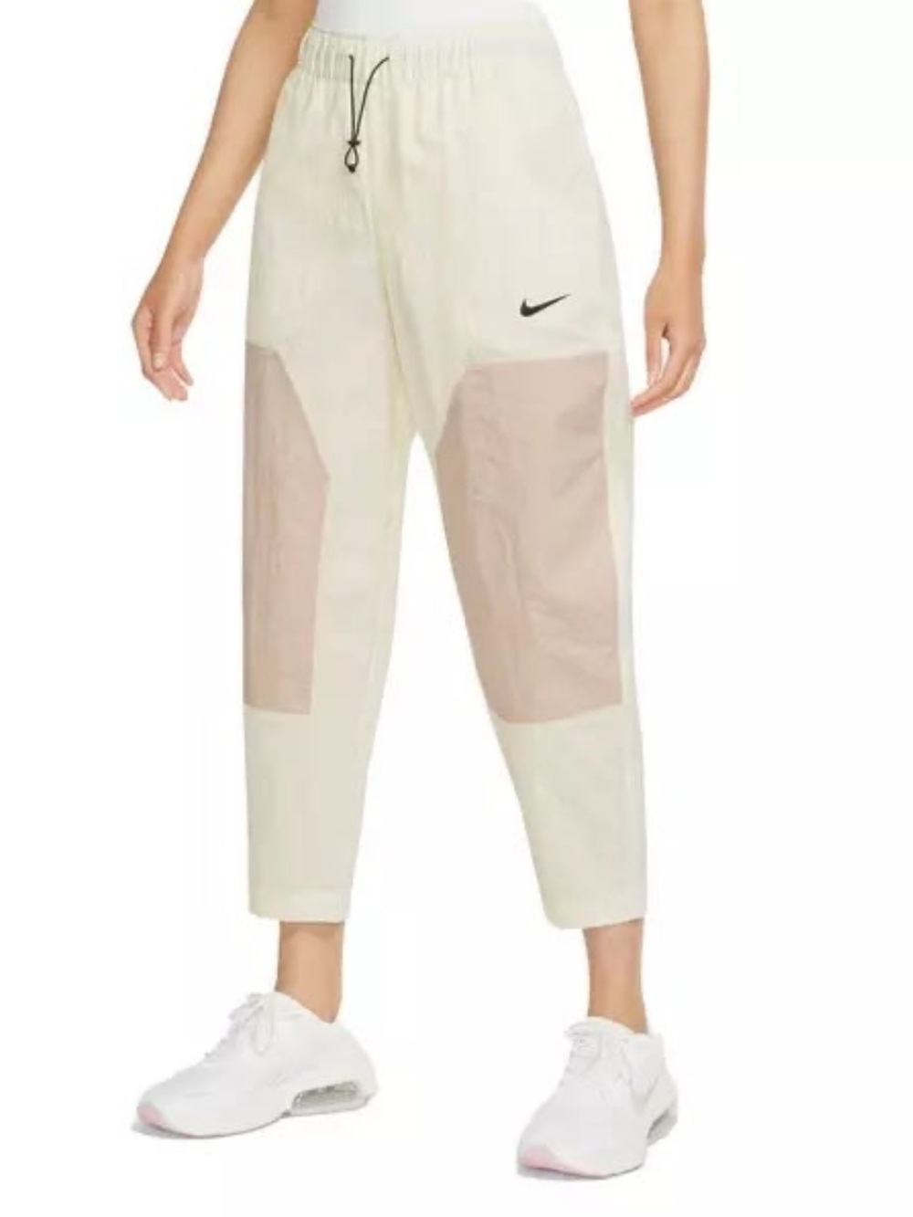 NWT Nike Women's Sportswear Swoosh
High-Waisted
Woven Pants Size XL